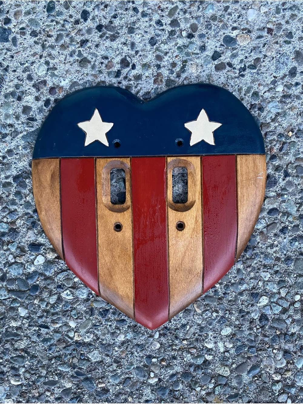 VTG 1986 DERKS Wood Heart Patriotic Double Switch Plate Cover Americana USA
